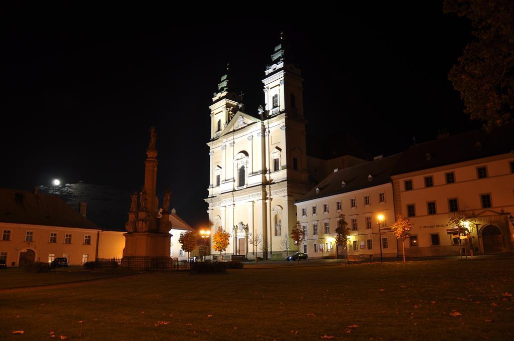 Penzion Valtice Esterno foto
